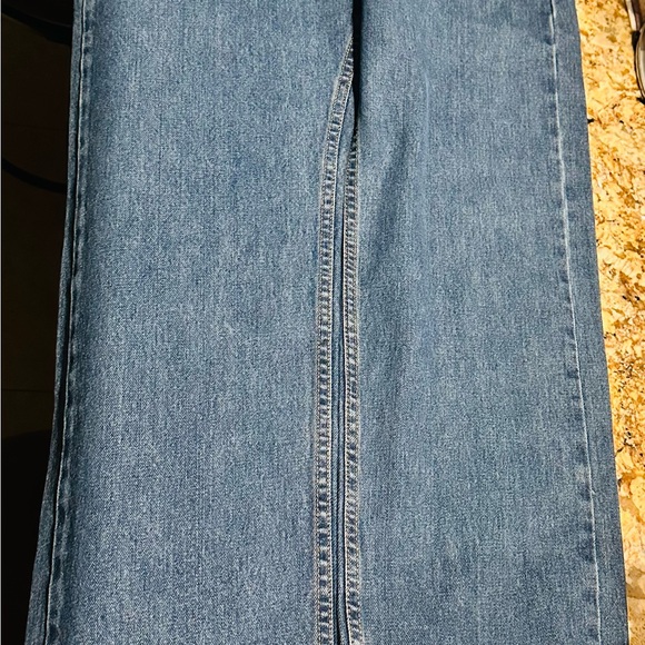 Levis Strauss & Company 505 denim jeans SIZE 36x34 - Picture 3 of 8